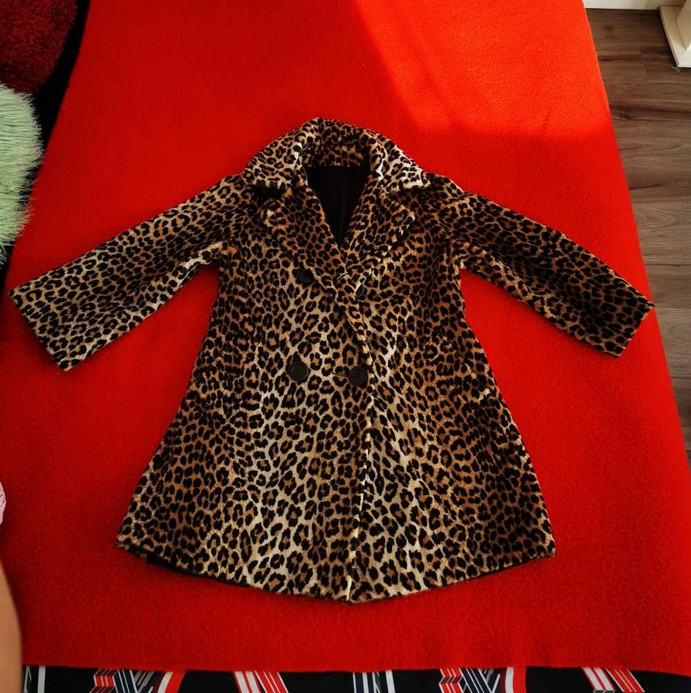 ❌️ SOLD ❌️ Vintage Faux Fur - Sz S